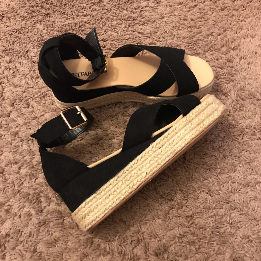 Black espadrille platform sandals
